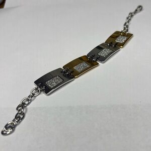 Clasp Bracelet